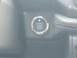 Ford F-150 Lightning LARIAT 4WD SuperCrew 5.5' Box 2025