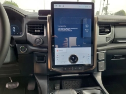 Ford F-150 Lightning LARIAT 4WD SuperCrew 5.5' Box 2025