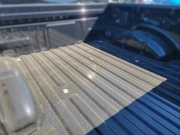 Ford F-150 Lightning LARIAT 4WD SuperCrew 5.5' Box 2025