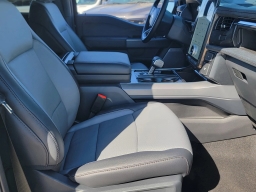 Ford F-150 Lightning LARIAT 4WD SuperCrew 5.5' Box 2025