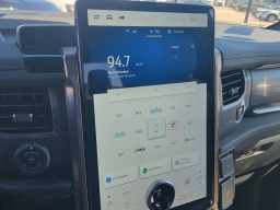 Ford F-150 Lightning LARIAT 4WD SuperCrew 5.5' Box 2025