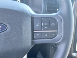 Ford F-150 Lightning LARIAT 4WD SuperCrew 5.5' Box 2025