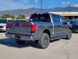 Ford F-150 Lightning LARIAT 4WD SuperCrew 5.5' Box 2025