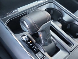 Ford F-150 Lightning LARIAT 4WD SuperCrew 5.5' Box 2025