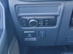 Ford F-150 Lightning LARIAT 4WD SuperCrew 5.5' Box 2025