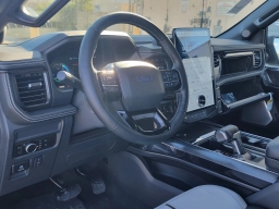 Ford F-150 Lightning Platinum 4WD SuperCrew 5.5' Box 2025