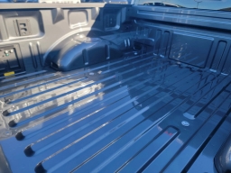 Ford F-150 Lightning Platinum 4WD SuperCrew 5.5' Box 2025