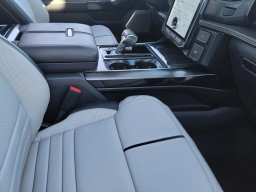 Ford F-150 Lightning Platinum 4WD SuperCrew 5.5' Box 2025