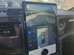 Ford F-150 Lightning Platinum 4WD SuperCrew 5.5' Box 2025