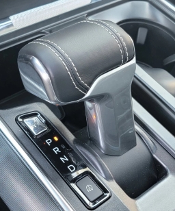 Ford F-150 Lightning Platinum 4WD SuperCrew 5.5' Box 2025