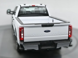Ford Super Duty F-250 SRW XL 2WD Crew Cab 6.75' Box 2026