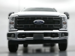 Ford Super Duty F-250 SRW XL 2WD Crew Cab 6.75' Box 2026