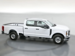 Ford Super Duty F-250 SRW XL 2WD Crew Cab 6.75' Box 2026