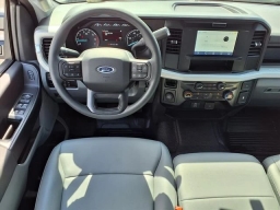 Ford Super Duty F-250 SRW XL 2WD Crew Cab 6.75' Box 2026