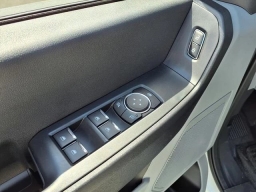 Ford Super Duty F-250 SRW XL 2WD Crew Cab 6.75' Box 2026