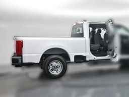 Ford Super Duty F-250 SRW XL 2WD Crew Cab 6.75' Box 2026