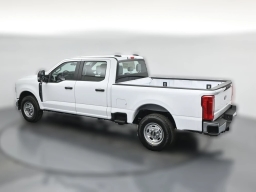 Ford Super Duty F-250 SRW XL 2WD Crew Cab 6.75' Box 2026