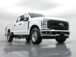 Ford Super Duty F-250 SRW XL 2WD Crew Cab 6.75' Box 2026