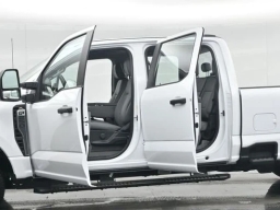 Ford Super Duty F-250 SRW XL 2WD Crew Cab 8' Box 2026