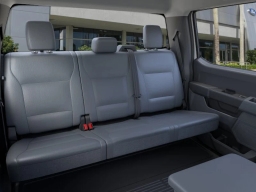 Ford Super Duty F-250 SRW XL 4WD Crew Cab 8' Box 2026