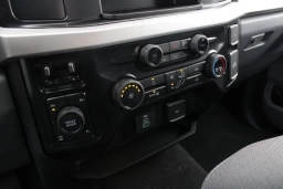 Ford Super Duty F-250 SRW XL 4WD Crew Cab 6.75' Box 2026