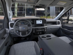 Ford Super Duty F-250 SRW XL 4WD Crew Cab 6.75' Box 2026