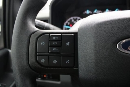 Ford Super Duty F-250 SRW XL 4WD Crew Cab 6.75' Box 2026