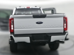 Ford Super Duty F-250 SRW XL 4WD Crew Cab 8' Box 2026