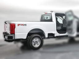 Ford Super Duty F-250 SRW XL 4WD Crew Cab 6.75' Box 2026