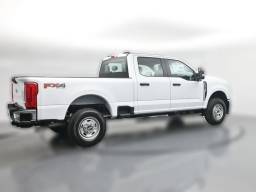 Ford Super Duty F-250 SRW XL 4WD Crew Cab 6.75' Box 2026