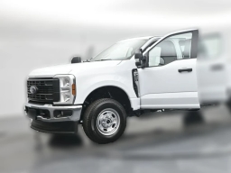 Ford Super Duty F-250 SRW XL 4WD Crew Cab 6.75' Box 2026