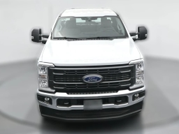 Ford Super Duty F-250 SRW XL 4WD Crew Cab 6.75' Box 2026