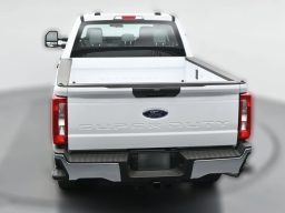 Ford Super Duty F-250 SRW XL 4WD Crew Cab 6.75' Box 2026
