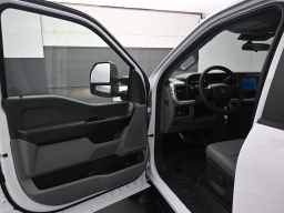 Ford Super Duty F-250 SRW XL 4WD Crew Cab 6.75' Box 2026