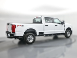 Ford Super Duty F-250 SRW XL 4WD Crew Cab 6.75' Box 2026