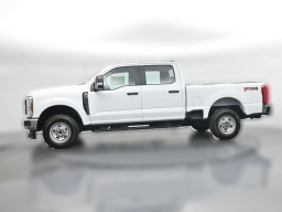 Ford Super Duty F-250 SRW XL 4WD Crew Cab 6.75' Box 2026