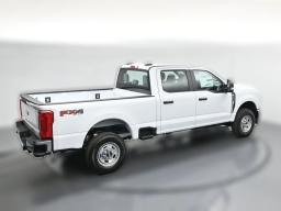 Ford Super Duty F-250 SRW XL 4WD Crew Cab 6.75' Box 2026