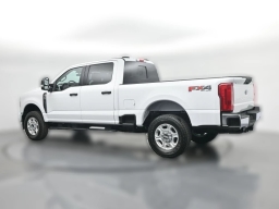 Ford Super Duty F-250 SRW XL 4WD Crew Cab 6.75' Box 2026