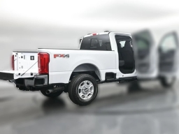 Ford Super Duty F-250 SRW XL 4WD Crew Cab 6.75' Box 2026