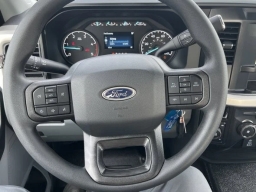 Ford Super Duty F-250 SRW XL 4WD Crew Cab 6.75' Box 2026