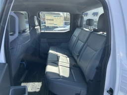 Ford Super Duty F-250 SRW XL 4WD Crew Cab 6.75' Box 2026