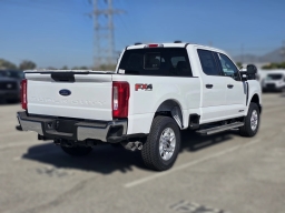 Ford Super Duty F-250 SRW XLT 4WD Crew Cab 6.75' Box 2026