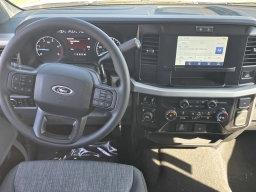 Ford Super Duty F-250 SRW XLT 4WD Crew Cab 6.75' Box 2026