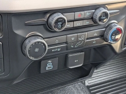 Ford Super Duty F-250 SRW XL 4WD Crew Cab 8' Box 2026