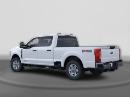 Ford Super Duty F-250 SRW XLT 4WD Crew Cab 6.75' Box 2026