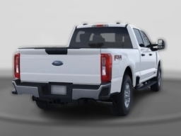 Ford Super Duty F-250 SRW XLT 4WD Crew Cab 6.75' Box 2026
