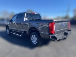 Ford Super Duty F-250 SRW XLT 4WD Crew Cab 6.75' Box 2026