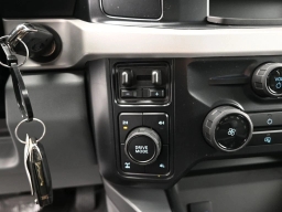 Ford Super Duty F-250 SRW XLT 4WD Crew Cab 6.75' Box 2026