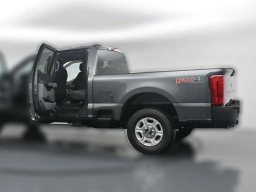 Ford Super Duty F-250 SRW XLT 4WD Crew Cab 6.75' Box 2026