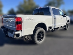 Ford Super Duty F-250 SRW LARIAT 4WD Crew Cab 6.75' Box 2026